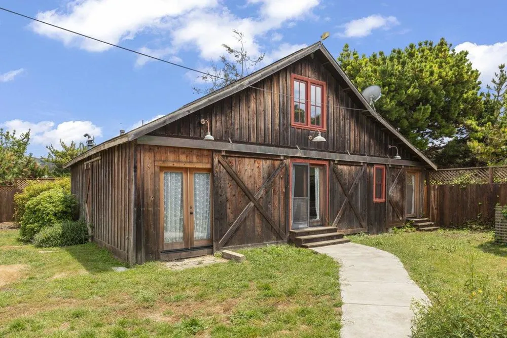 527 North Street Pescadero, CA 94060