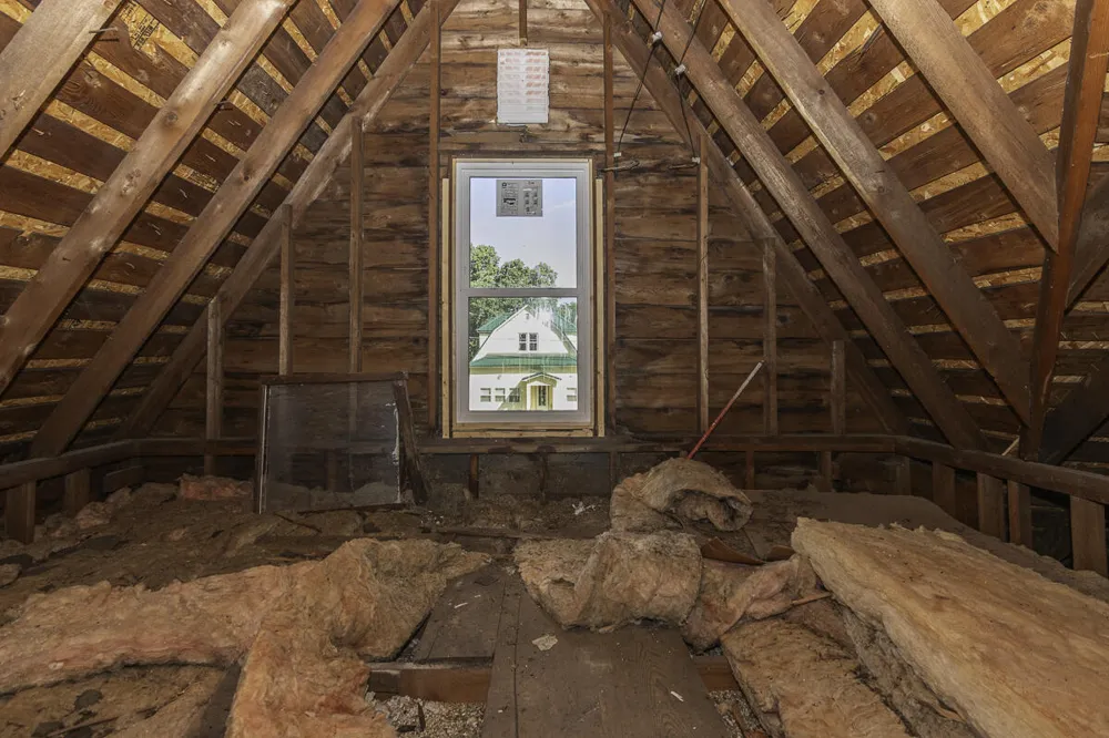 205 W Sherwood Street Decatur, MI 49045