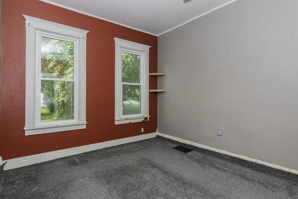 205 W Sherwood Street Decatur, MI 49045