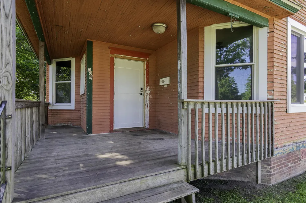 205 W Sherwood Street Decatur, MI 49045