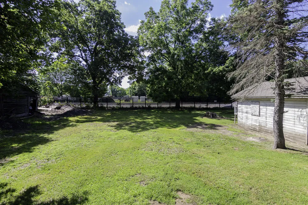 205 W Sherwood Street Decatur, MI 49045