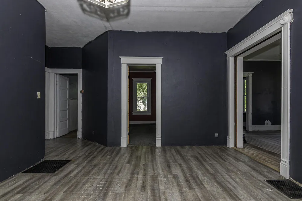 205 W Sherwood Street Decatur, MI 49045