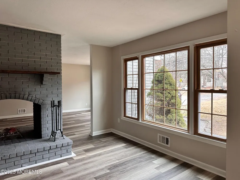 702 Cassville Road Jackson, NJ 08527
