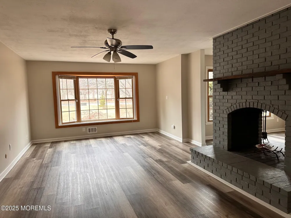 702 Cassville Road Jackson, NJ 08527