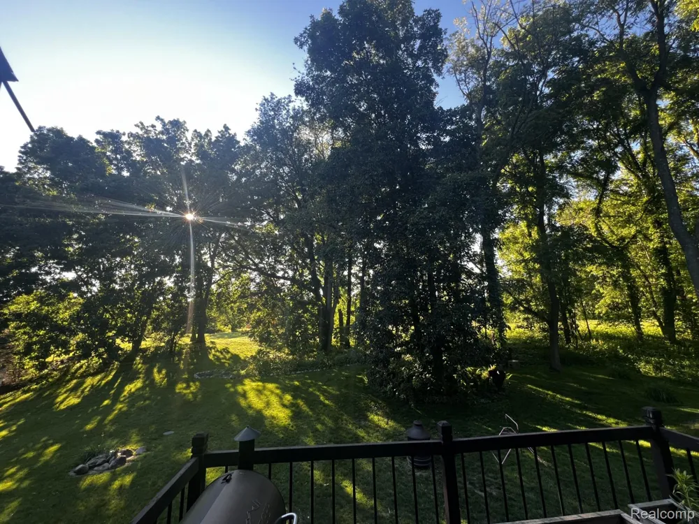 279 Fairway Court Plainwell City, MI 49080