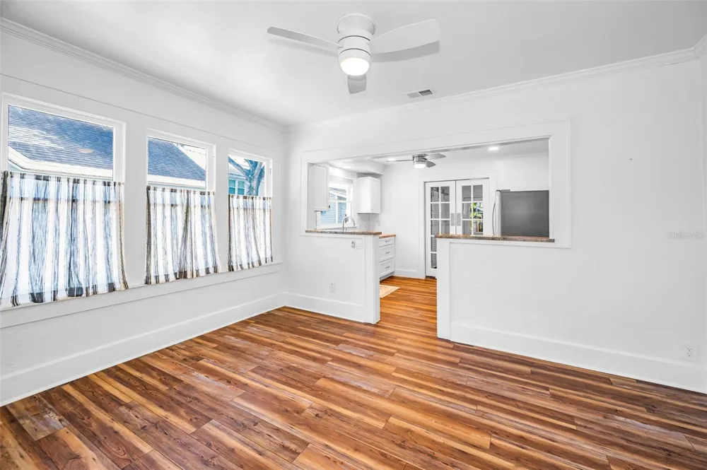 1100 35TH AVENUE St Petersburg, FL 33704