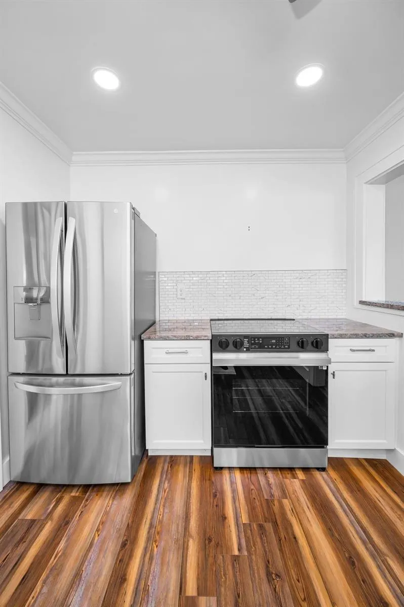 1100 35TH AVENUE St Petersburg, FL 33704