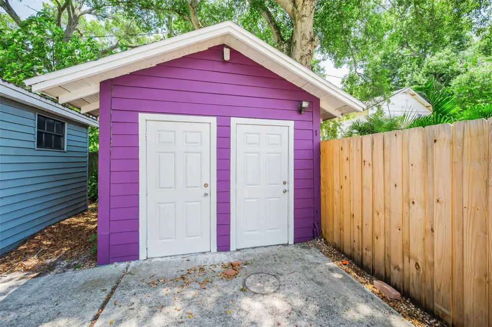 1100 35TH AVENUE St Petersburg, FL 33704