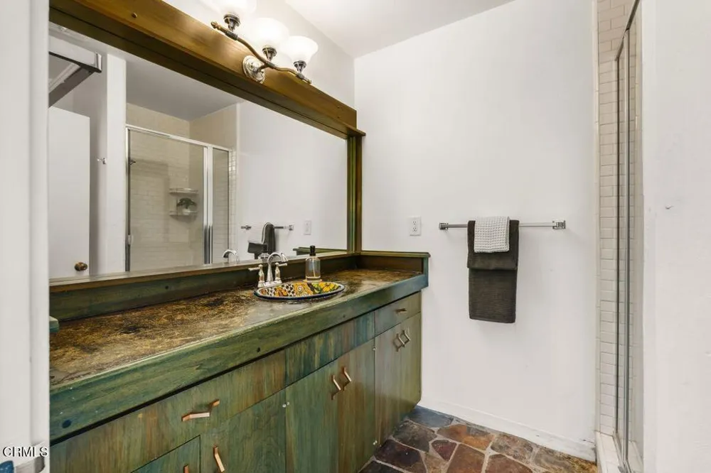 1002 Country Club Drive Ojai, CA 93023