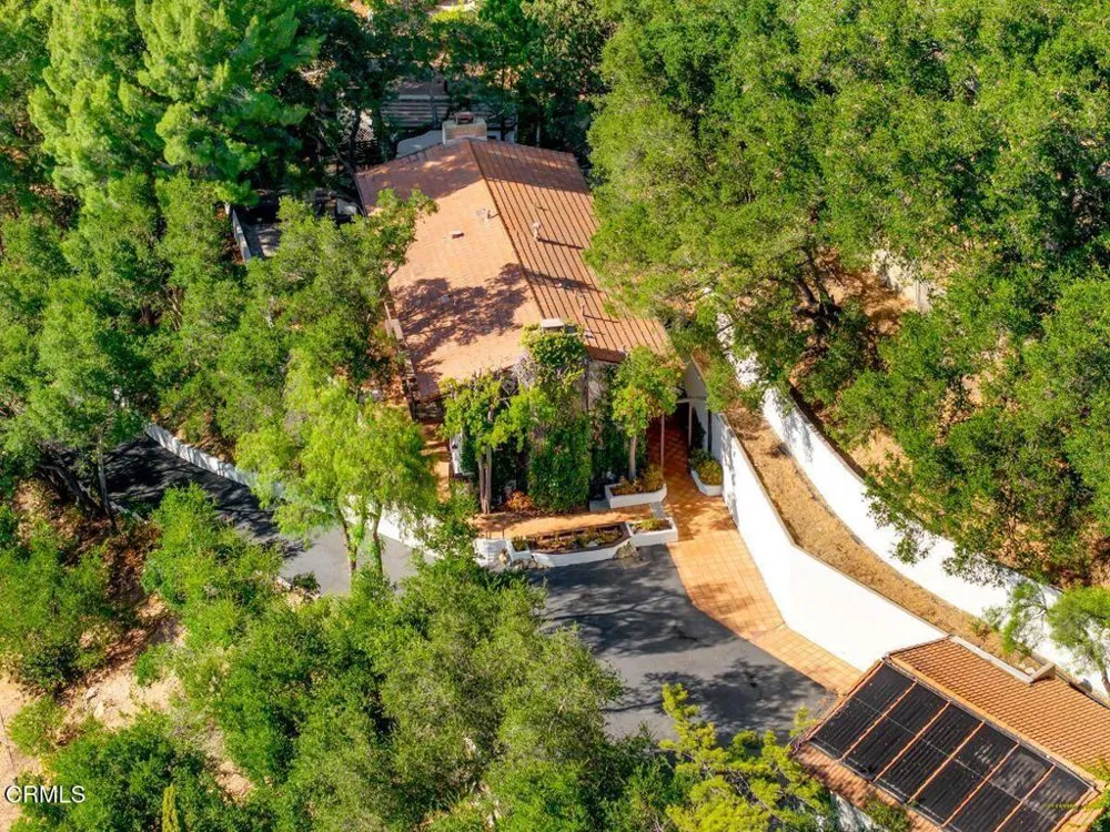 1002 Country Club Drive Ojai, CA 93023