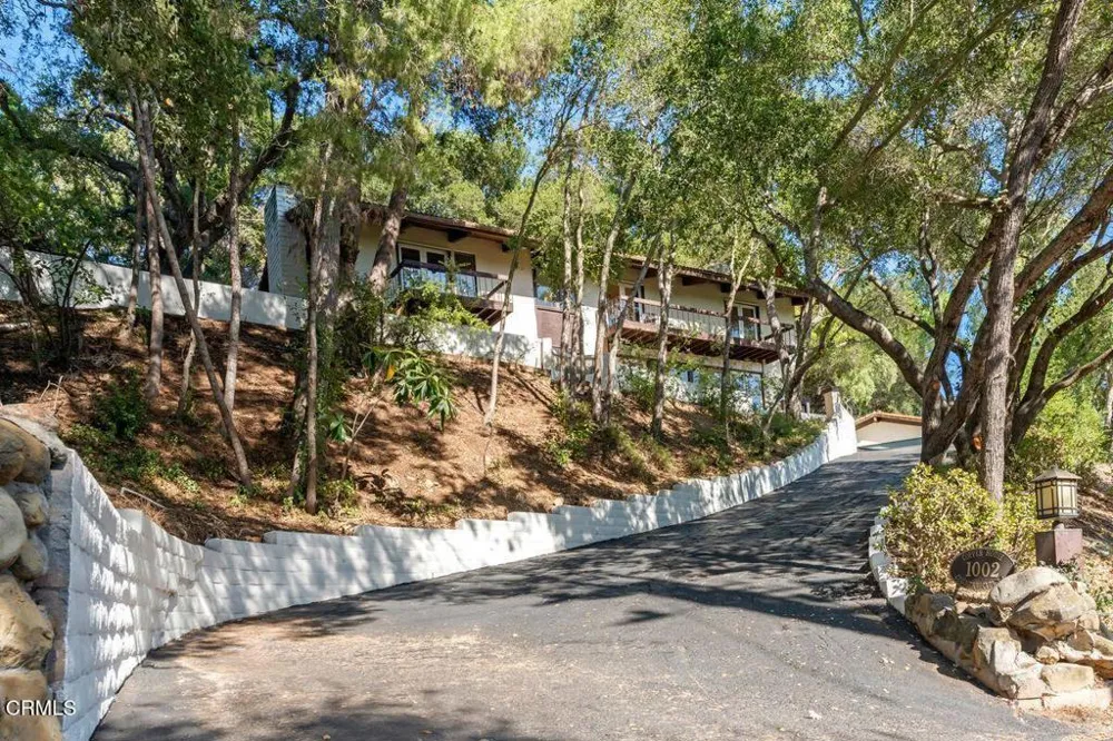 1002 Country Club Drive Ojai, CA 93023