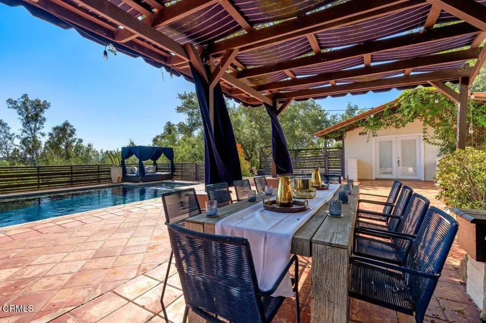 1002 Country Club Drive Ojai, CA 93023