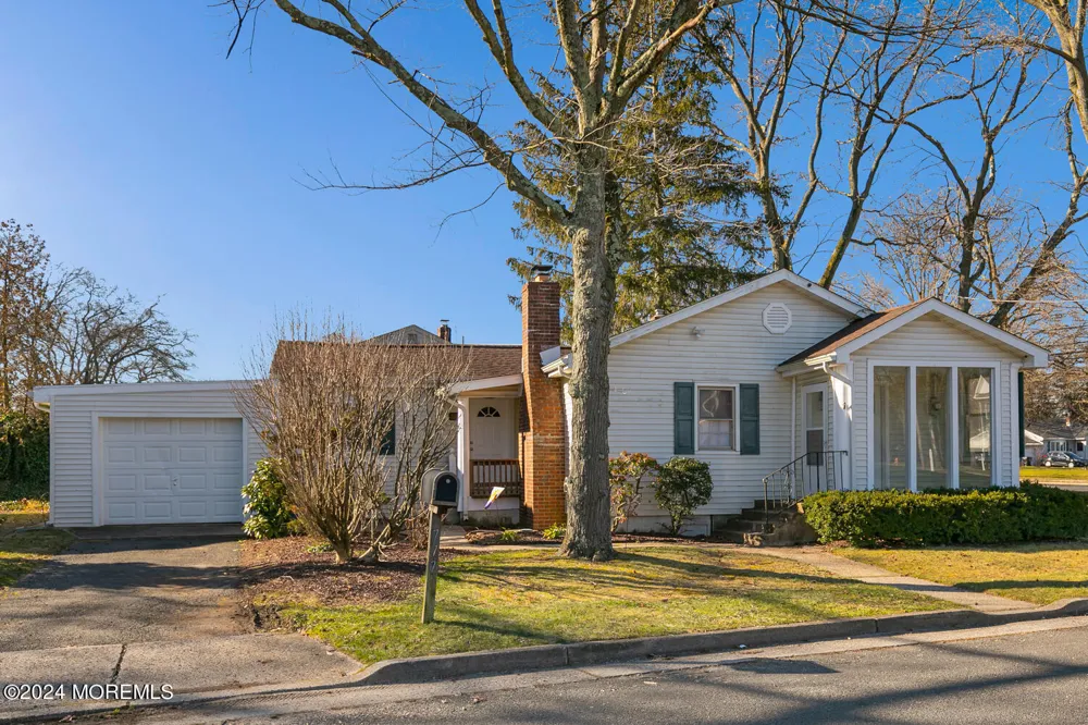 717 Harmony Road North Middletown, NJ 07748