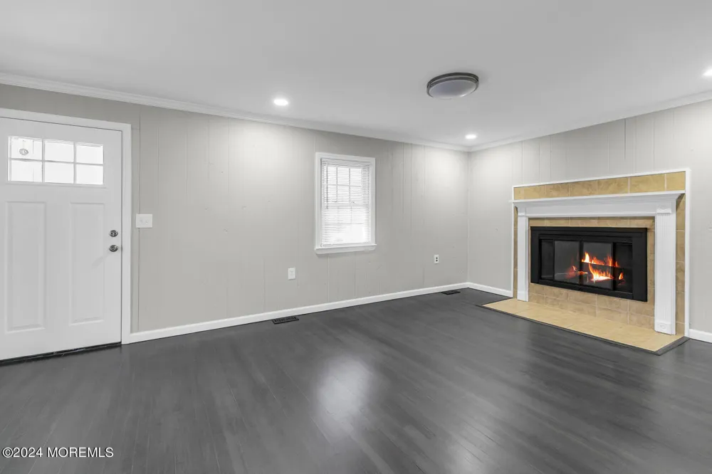 717 Harmony Road North Middletown, NJ 07748