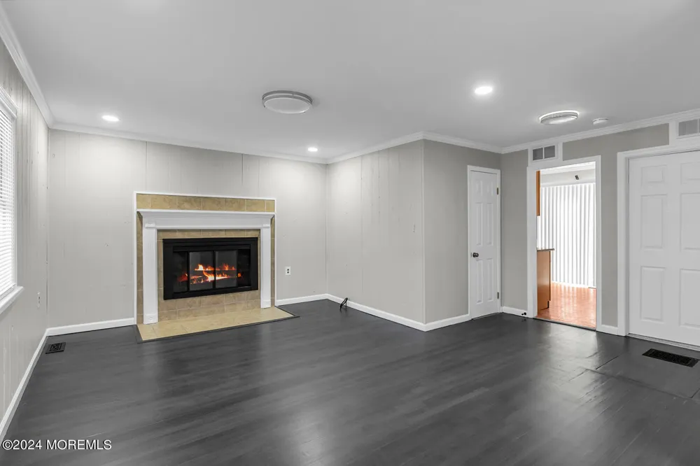 717 Harmony Road North Middletown, NJ 07748