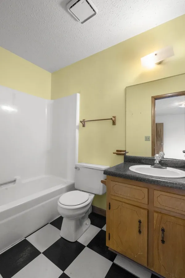 384 Columbia Ave Centerville, TN 37033