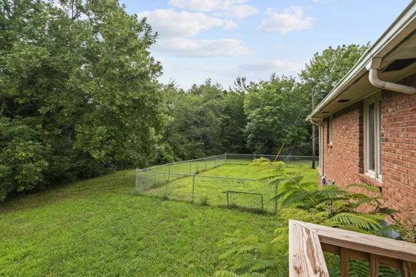 384 Columbia Ave Centerville, TN 37033