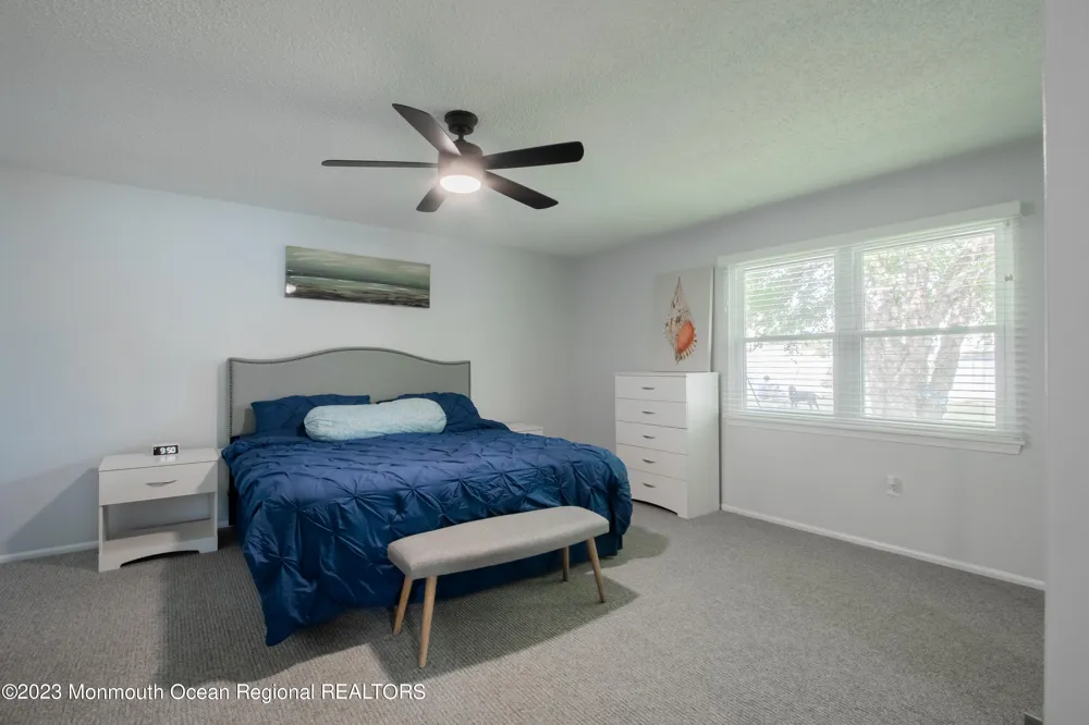 49 Williamsburg Drive Tinton Falls, NJ 07753