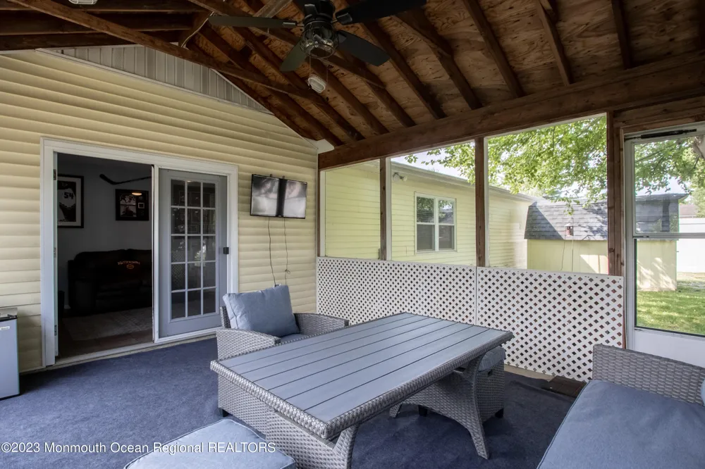49 Williamsburg Drive Tinton Falls, NJ 07753