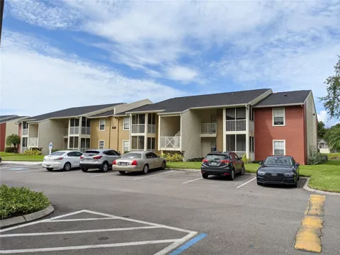 209 LAKE BROOK CIRCLE #103