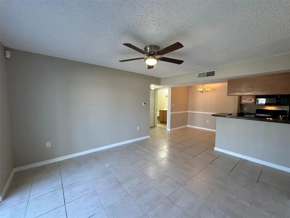 209 LAKE BROOK CIRCLE #103 Brandon, FL 33511