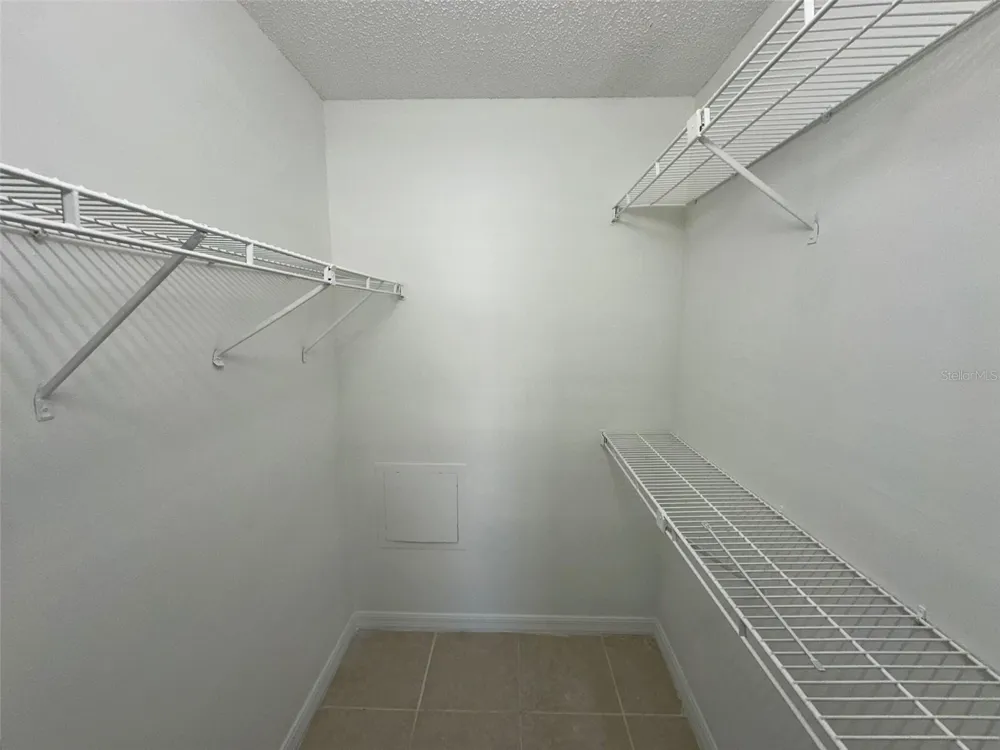 209 LAKE BROOK CIRCLE #103 Brandon, FL 33511