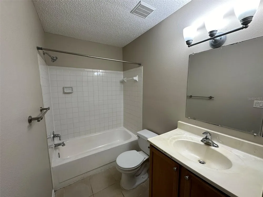 209 LAKE BROOK CIRCLE #103 Brandon, FL 33511