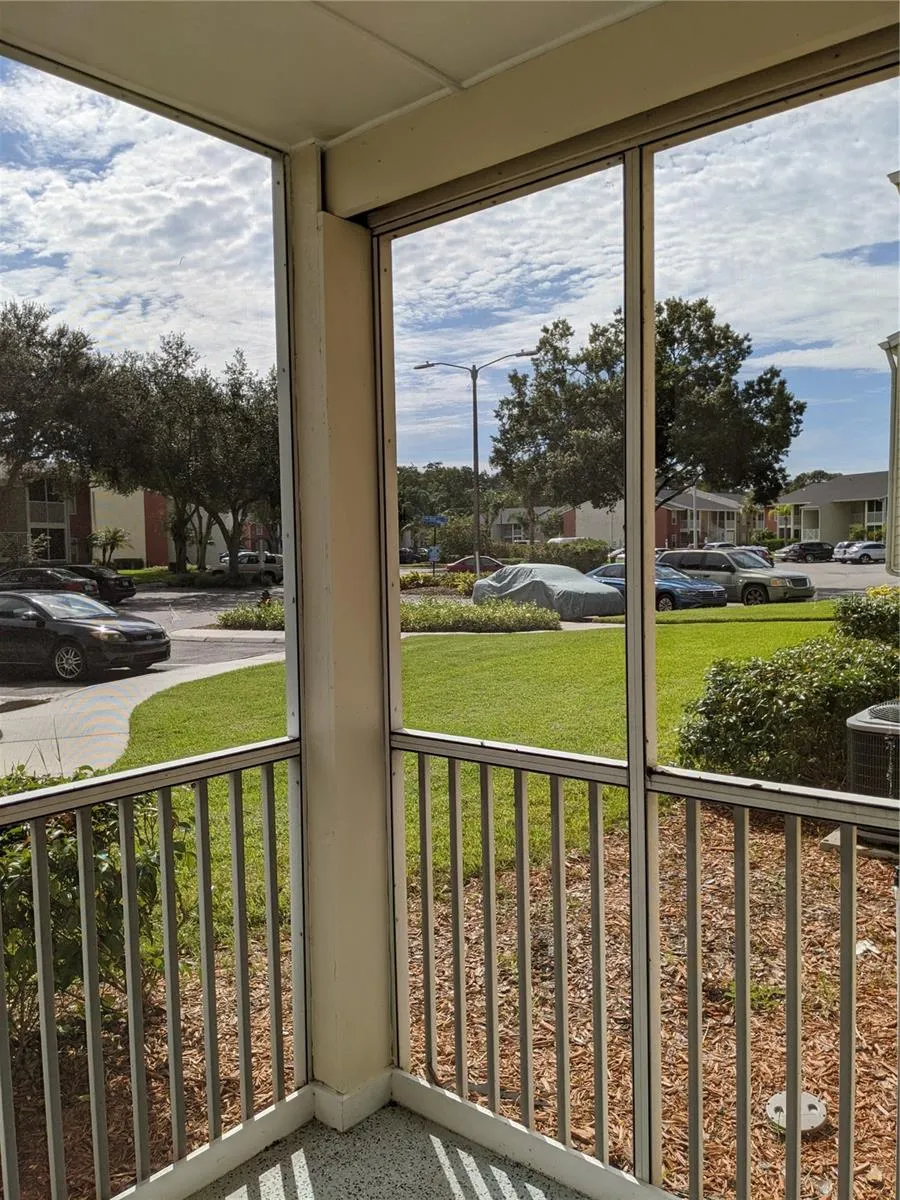 209 LAKE BROOK CIRCLE #103 Brandon, FL 33511