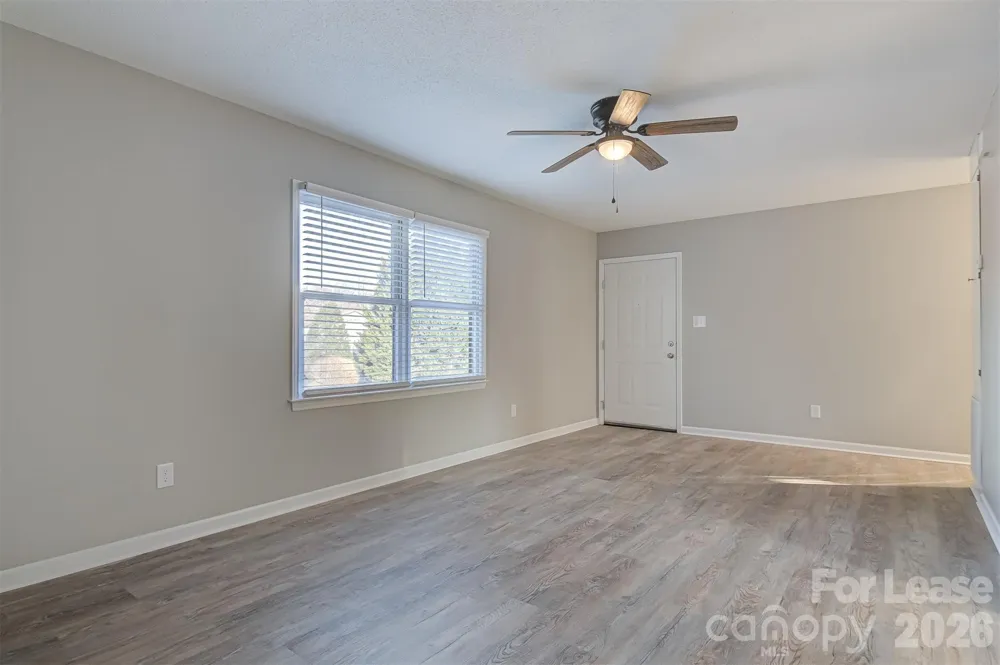 525 12th Street SW #17 Hickory, NC 28601