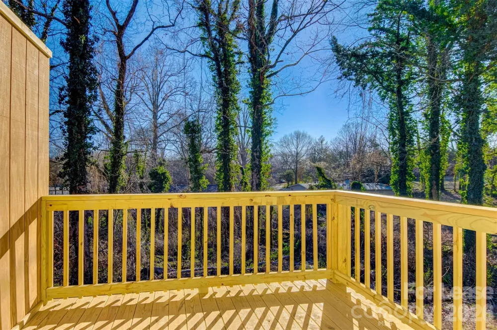 525 12th Street SW #17 Hickory, NC 28601