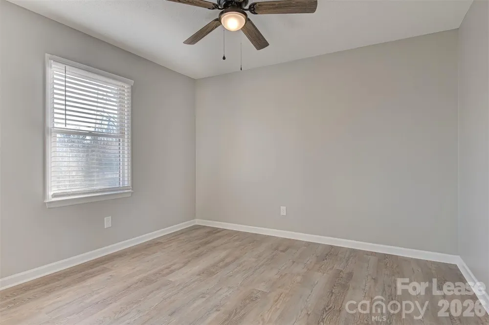525 12th Street SW #17 Hickory, NC 28601