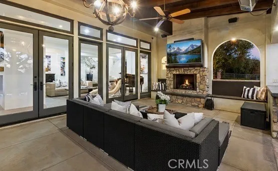 11451 Plantero Drive North Tustin, CA 92705