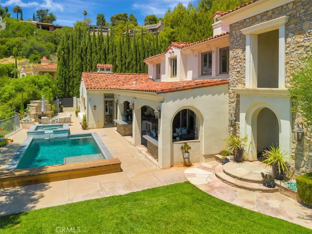 11451 Plantero Drive North Tustin, CA 92705