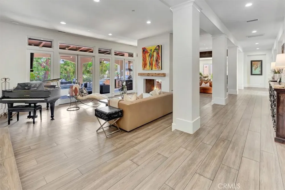 11451 Plantero Drive North Tustin, CA 92705