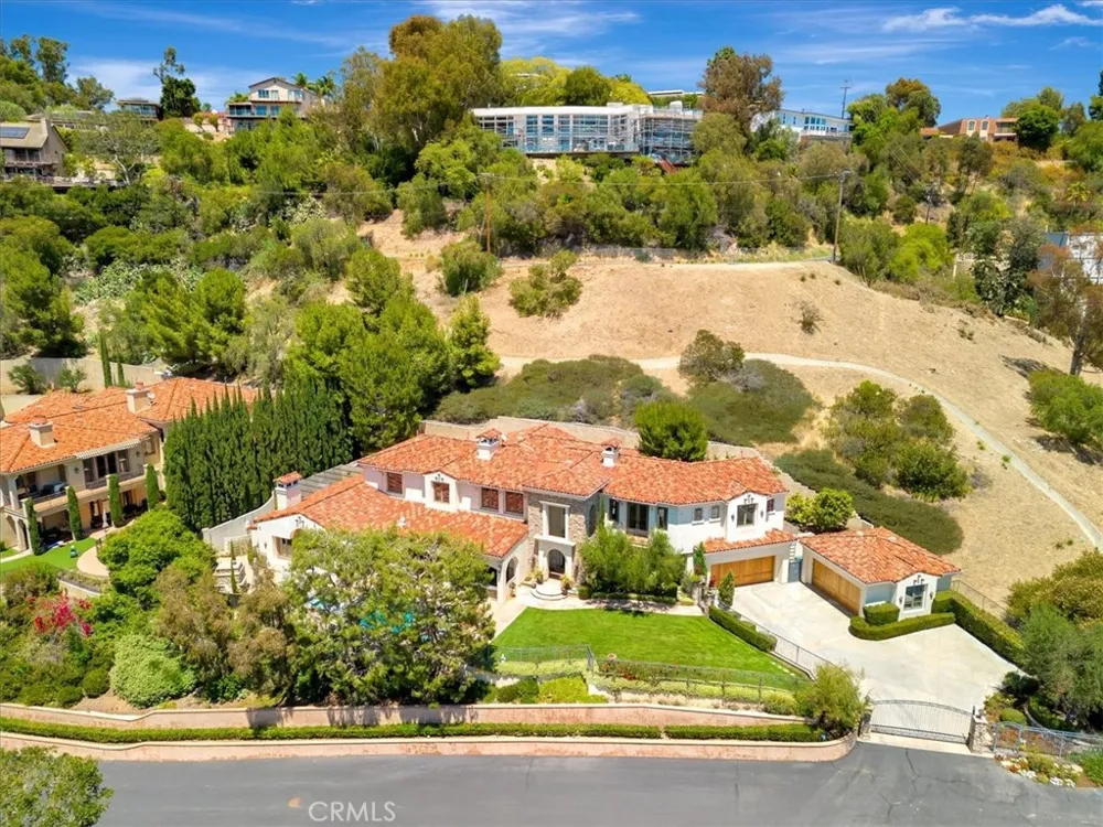 11451 Plantero Drive North Tustin, CA 92705