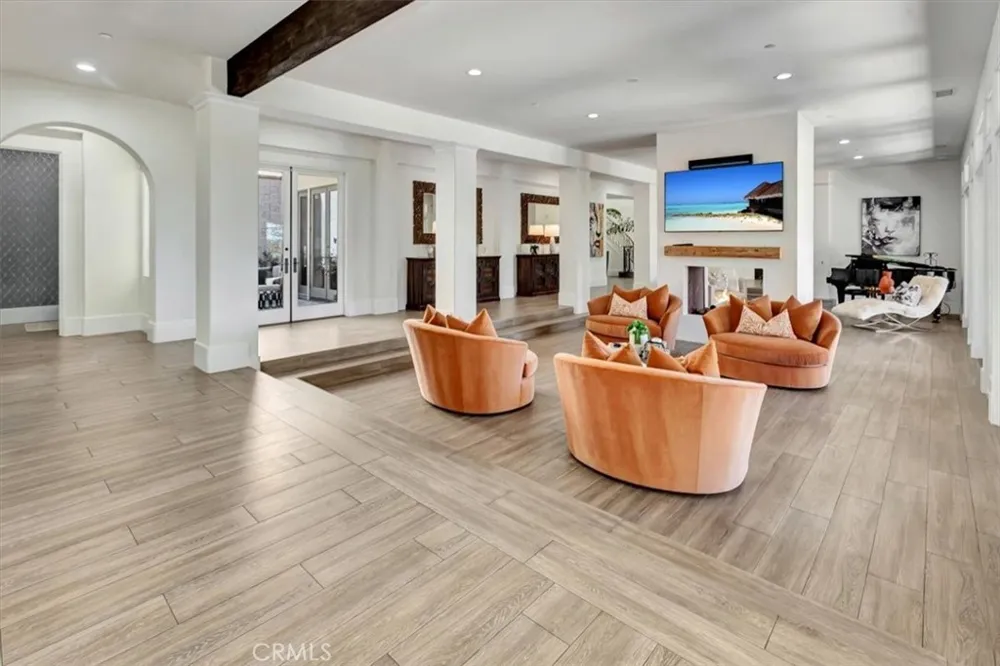 11451 Plantero Drive North Tustin, CA 92705