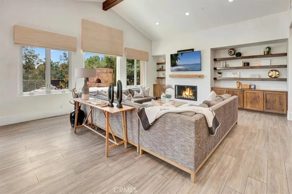 11451 Plantero Drive North Tustin, CA 92705