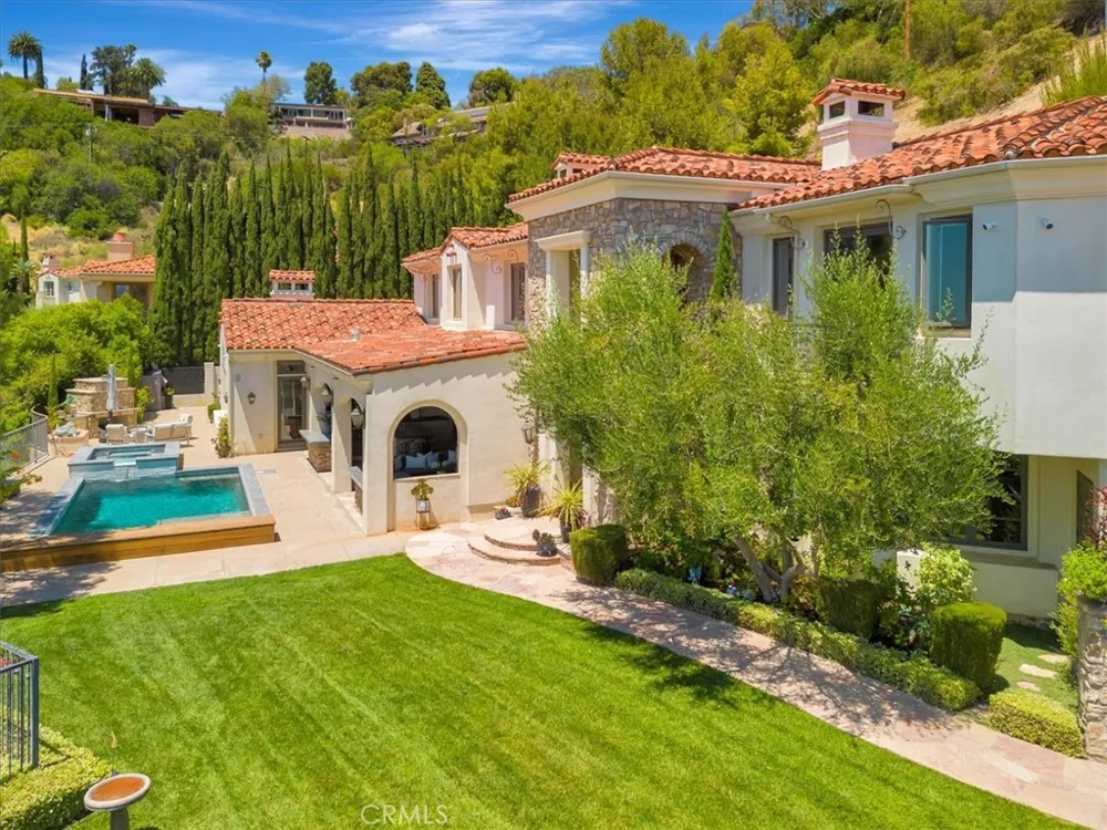 11451 Plantero Drive North Tustin, CA 92705