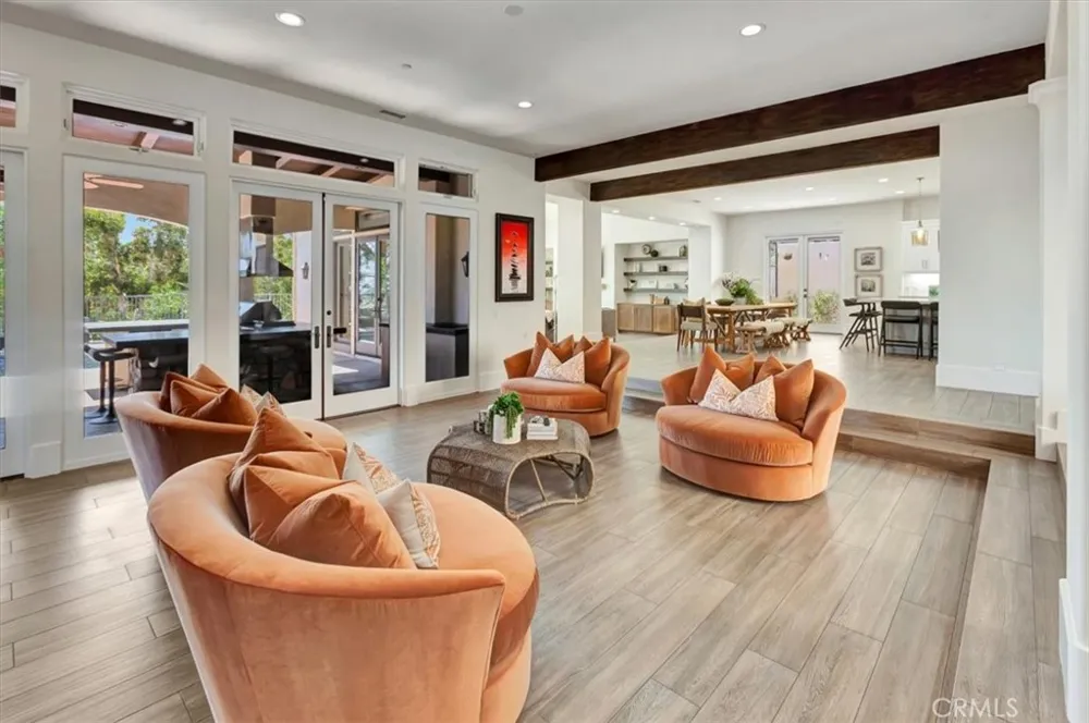 11451 Plantero Drive North Tustin, CA 92705