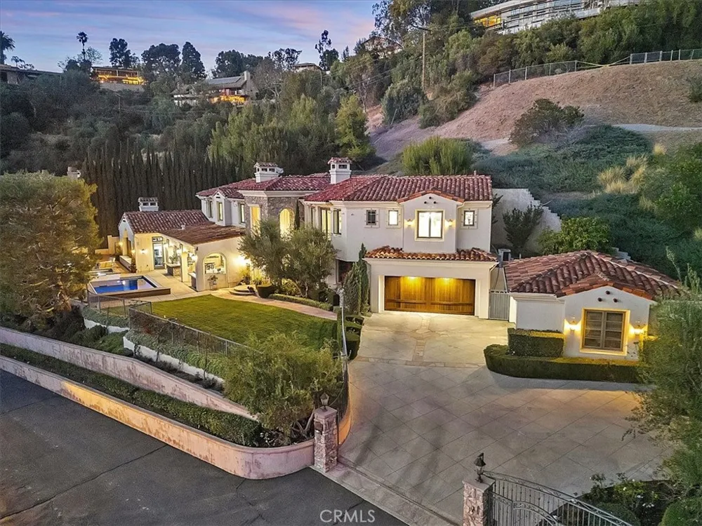 11451 Plantero Drive North Tustin, CA 92705