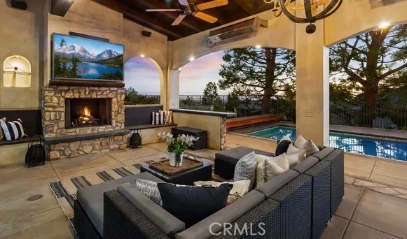 11451 Plantero Drive North Tustin, CA 92705
