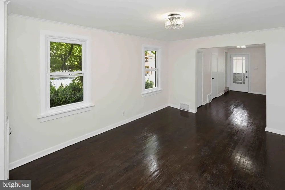 828 MILL ST Phillipsburg, NJ 08865