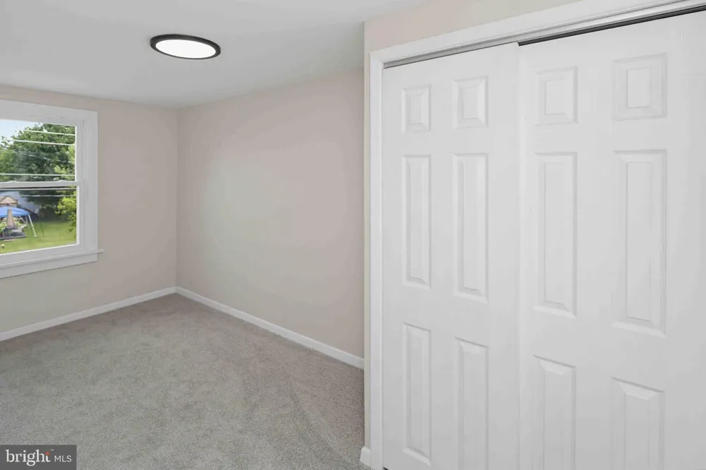 828 MILL ST Phillipsburg, NJ 08865