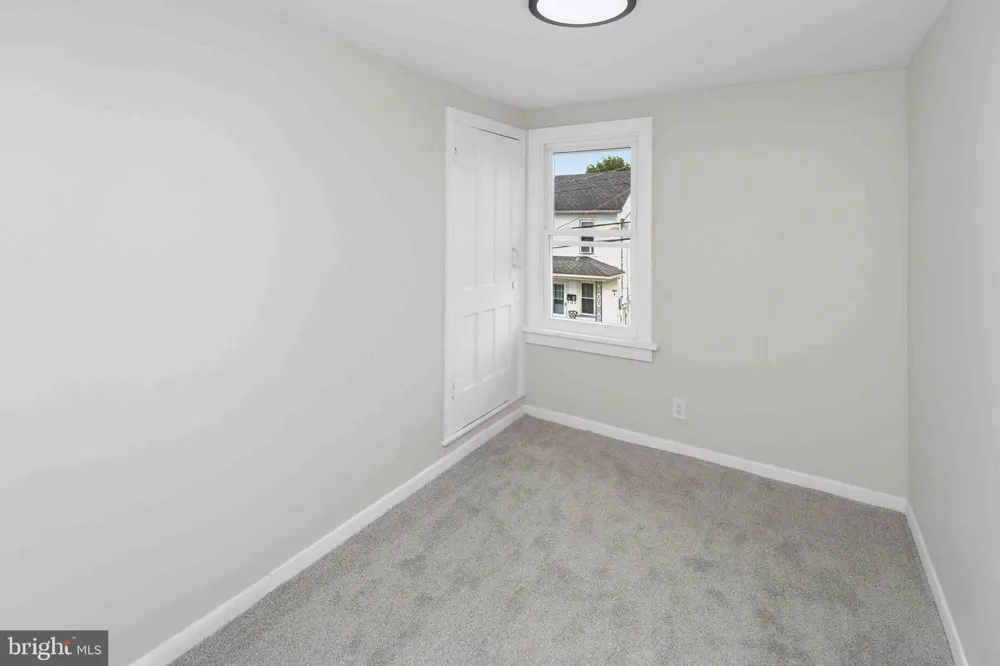 828 MILL ST Phillipsburg, NJ 08865