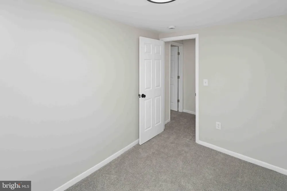 828 MILL ST Phillipsburg, NJ 08865