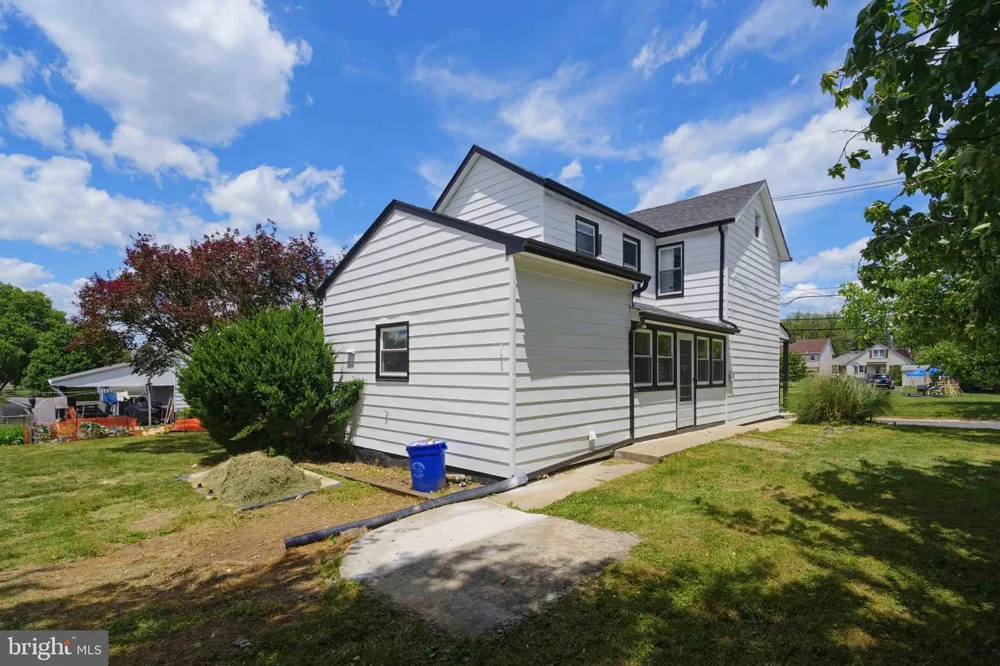 828 MILL ST Phillipsburg, NJ 08865