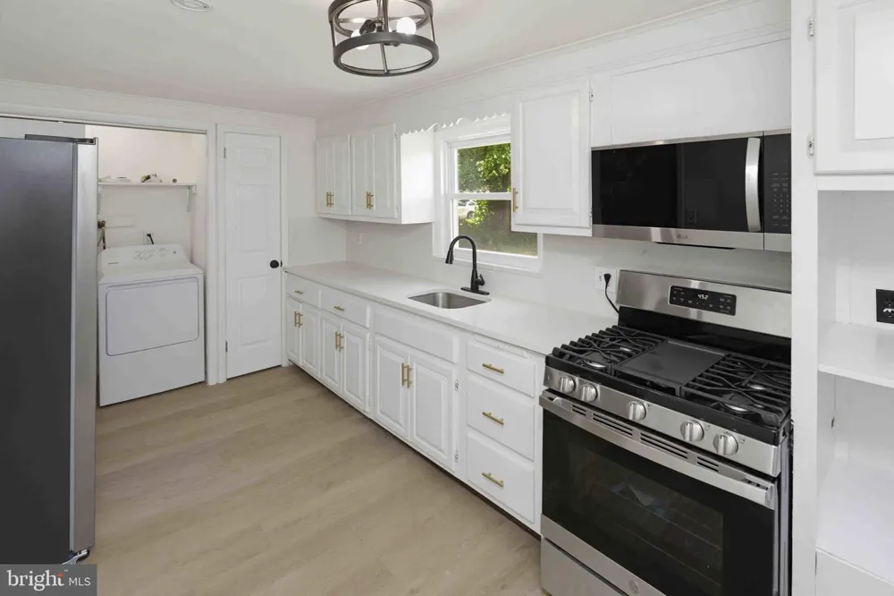 828 MILL ST Phillipsburg, NJ 08865