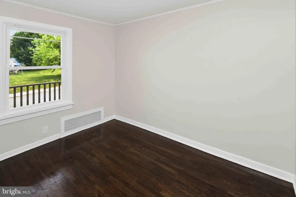 828 MILL ST Phillipsburg, NJ 08865