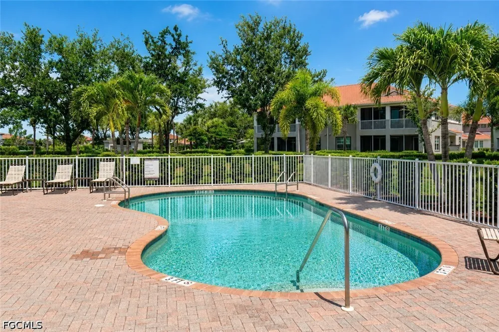 Summergate Circle #204 Fort Myers, FL 33913