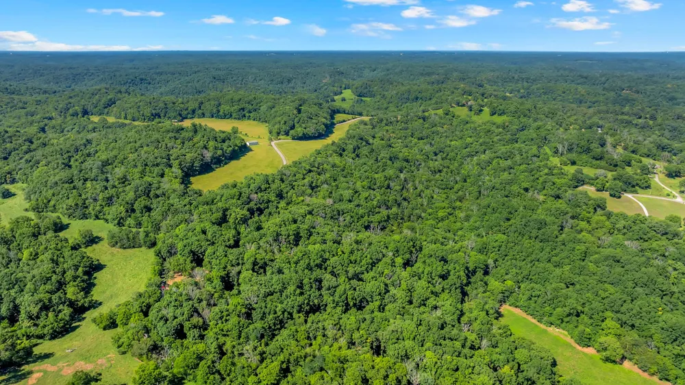 0 Wolf Hill Road Bethpage, TN 37022